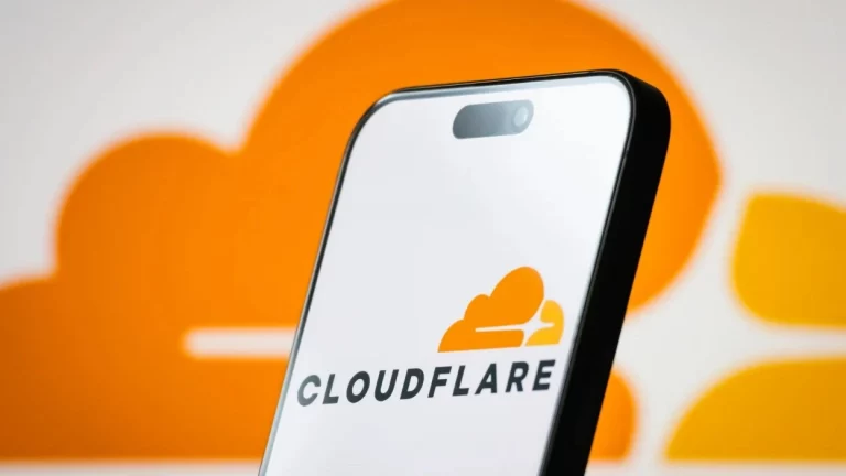 Cyberattaque sans précédent : Cloudflare repousse une offensive DDoS record de 7,3 Tbps en 45 secondes