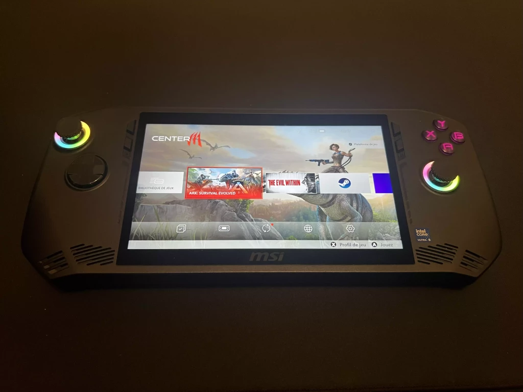 Test de la MSI Claw A1M : la puissance d'un PC gaming au creux de vos mains - rétroéclairage