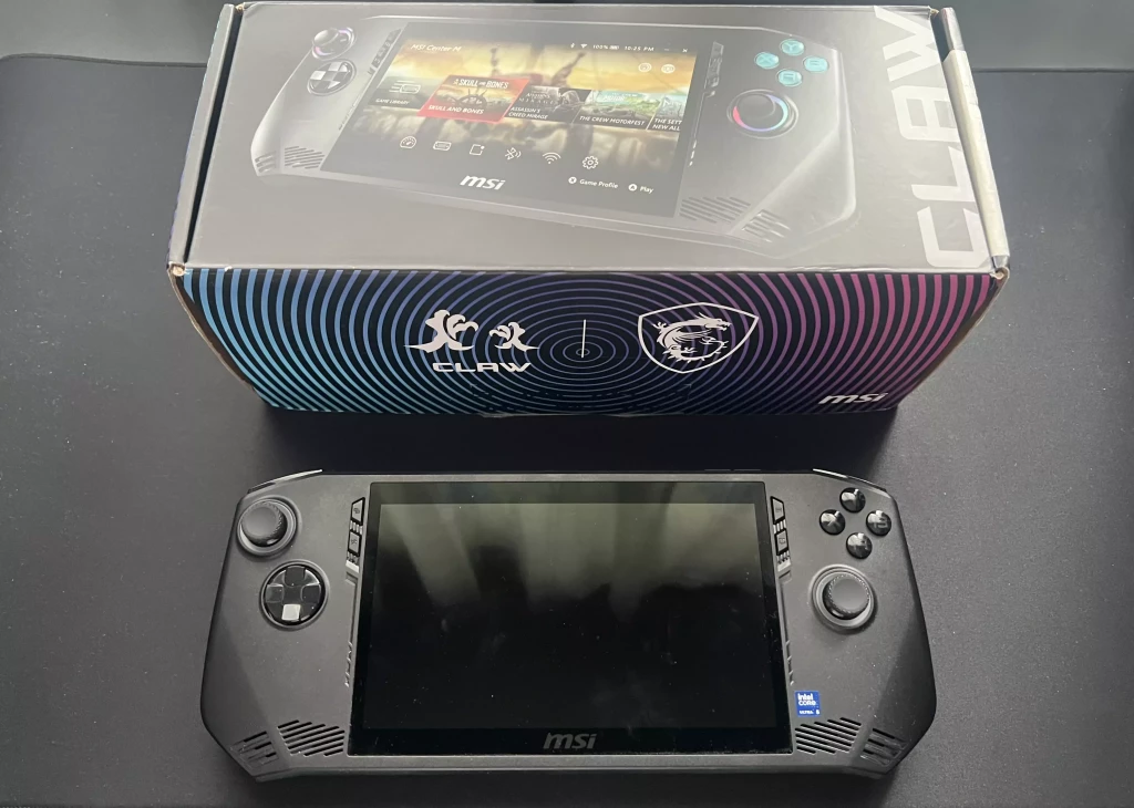 Test de la MSI Claw A1M : la puissance d'un PC gaming au creux de vos mains - Unboxing