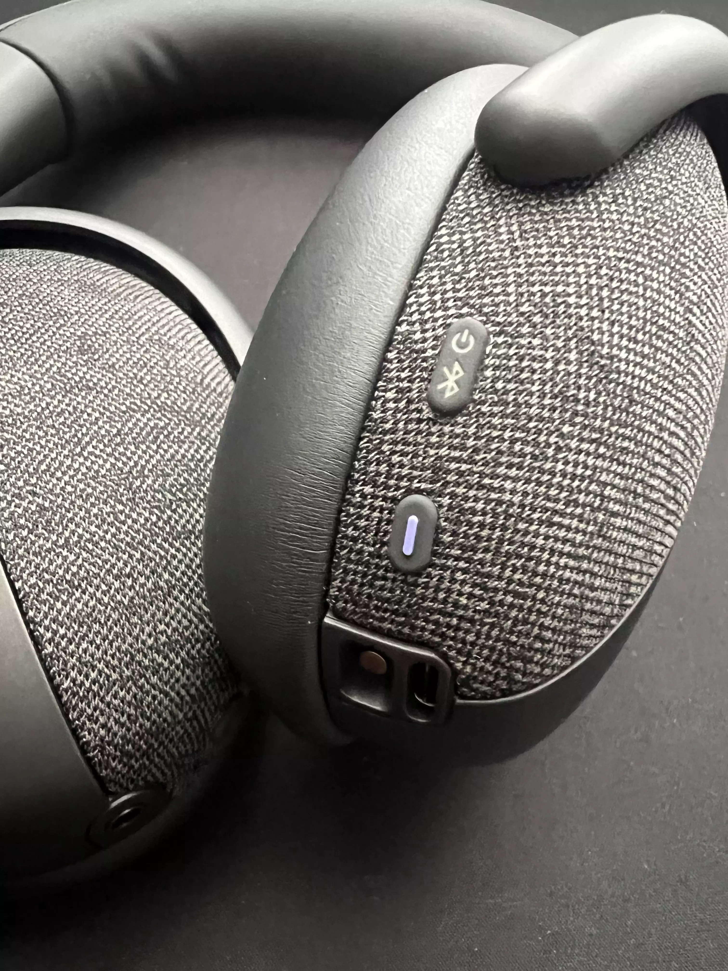 Boutons de la coque droite du Dell WL7024 avec alimentation, Bluetooth et témoin lumineux
