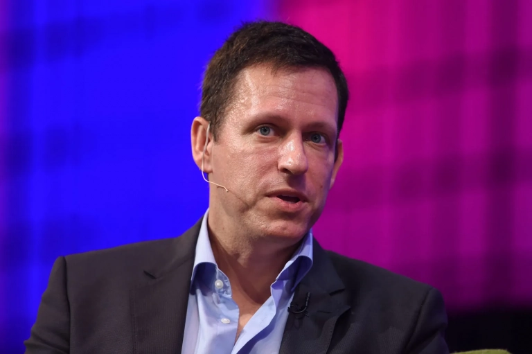 Peter Thiel et ses principales entreprises et participations dans Palantir, Founders Fund et la tech