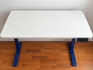maidesite-t2-bureau-blanc-cadre-bleu